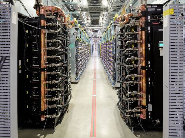 Coolant distribution units (CDUs)
